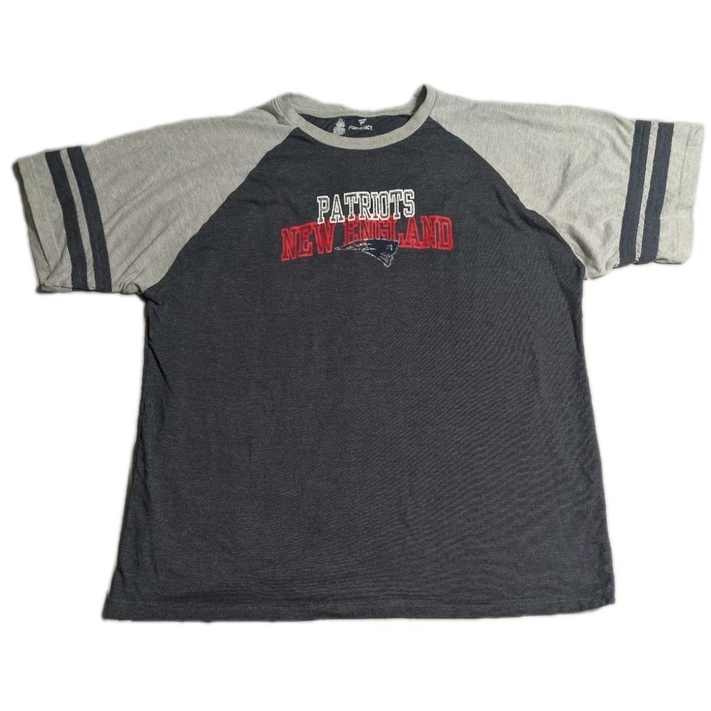 New England Patriots Fanatics T Shirt Mens 2XL Gray Raglan Sleeve NFL Tee
